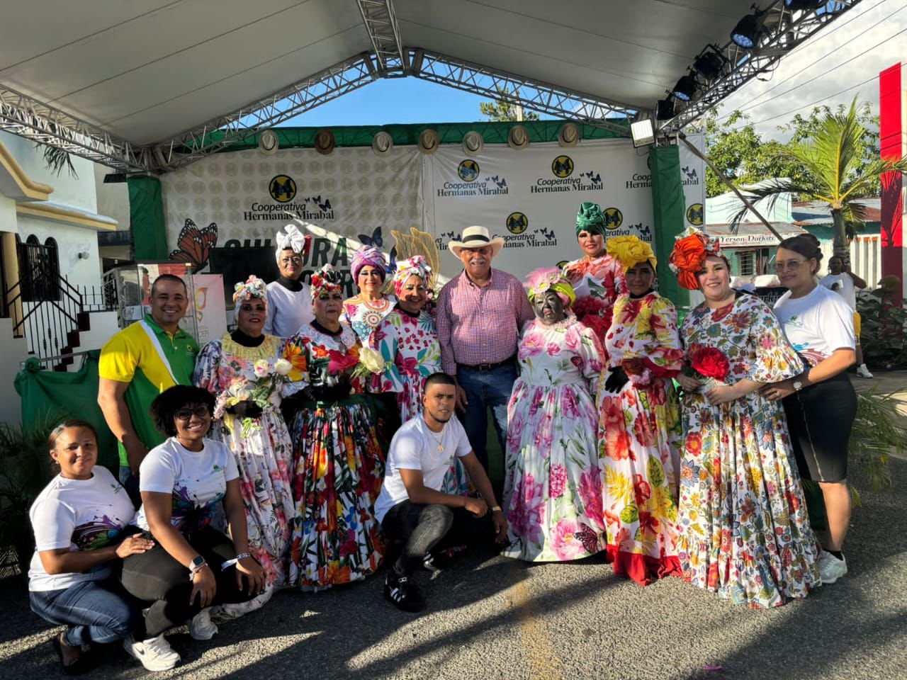 gallery grid image